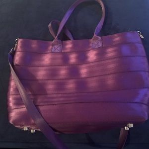 Harvey’s Streamline Tote